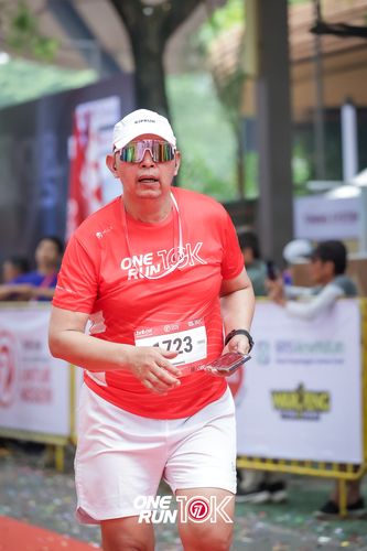 Race photo from ONE RUN 10K 2025