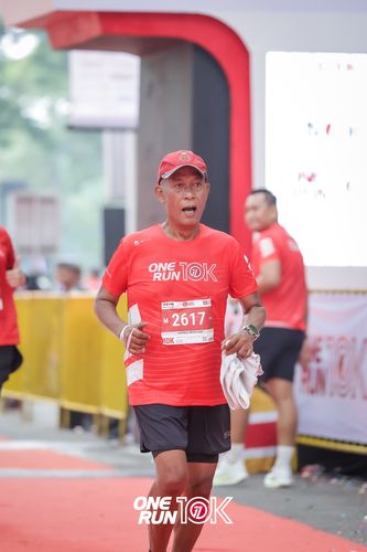 Race photo from ONE RUN 10K 2025