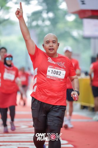 Race photo from ONE RUN 10K 2025