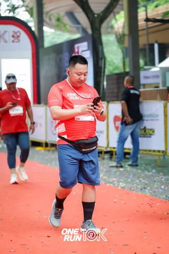 Race photo from ONE RUN 10K 2025