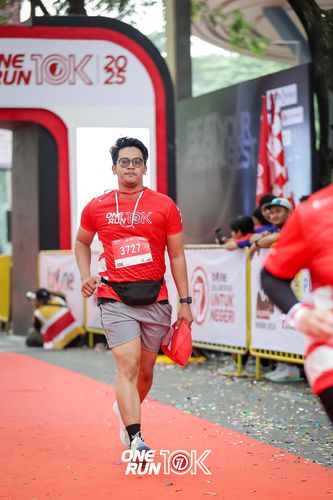 Race photo from ONE RUN 10K 2025