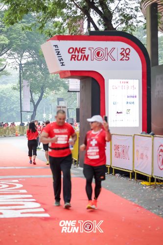 Race photo from ONE RUN 10K 2025