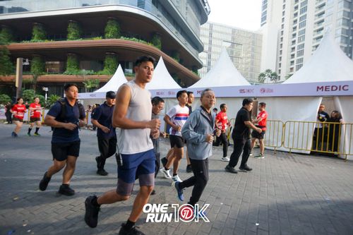 Race photo from ONE RUN 10K 2025