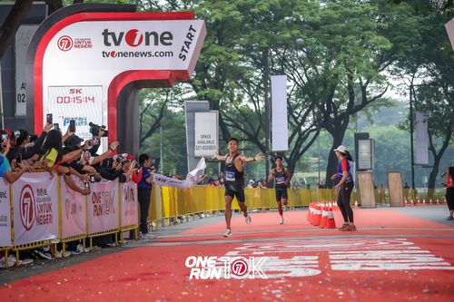 Race photo from ONE RUN 10K 2025