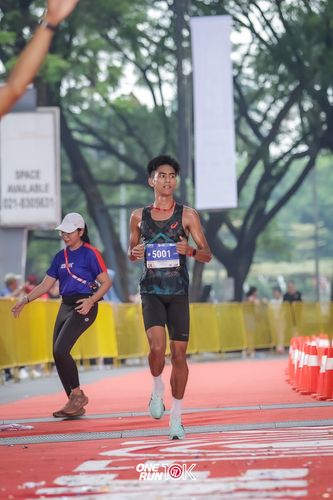 Race photo from ONE RUN 10K 2025
