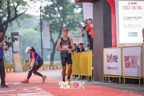 Race photo from ONE RUN 10K 2025