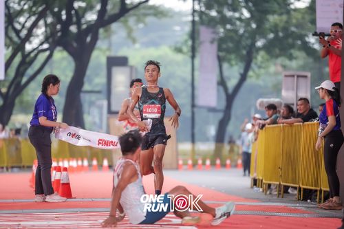 Race photo from ONE RUN 10K 2025