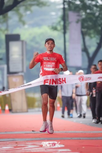 Race photo from ONE RUN 10K 2025