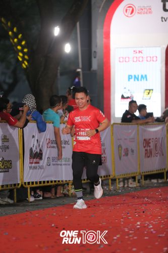 Race photo from ONE RUN 10K 2025