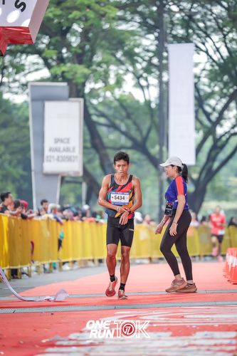 Race photo from ONE RUN 10K 2025