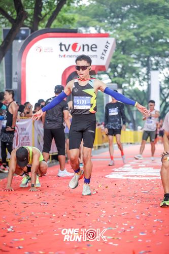 Race photo from ONE RUN 10K 2025