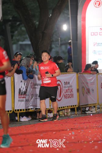 Race photo from ONE RUN 10K 2025