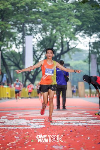 Race photo from ONE RUN 10K 2025