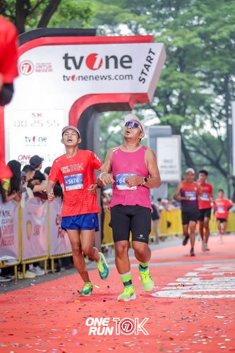 Race photo from ONE RUN 10K 2025