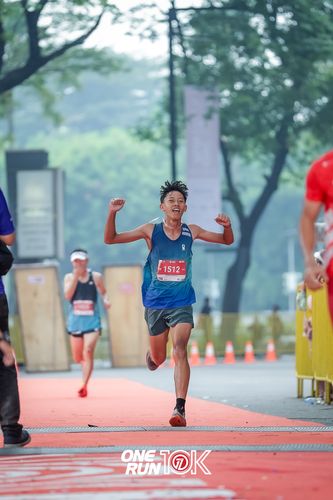 Race photo from ONE RUN 10K 2025