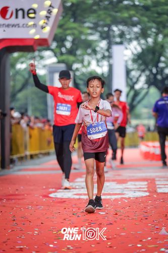 Race photo from ONE RUN 10K 2025