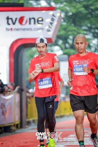 Race photo from ONE RUN 10K 2025