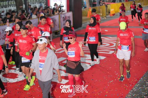 Race photo from ONE RUN 10K 2025