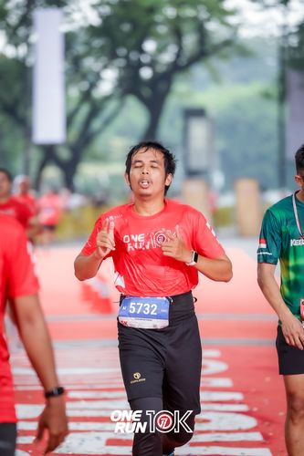 Race photo from ONE RUN 10K 2025