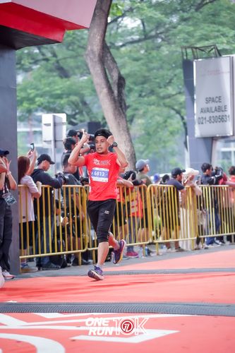 Race photo from ONE RUN 10K 2025
