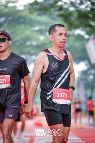 Race photo from ONE RUN 10K 2025
