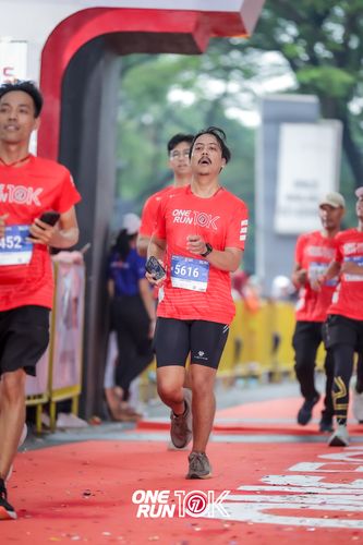 Race photo from ONE RUN 10K 2025