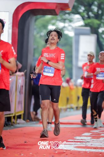 Race photo from ONE RUN 10K 2025