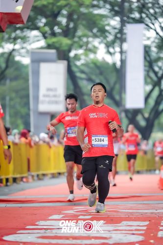 Race photo from ONE RUN 10K 2025