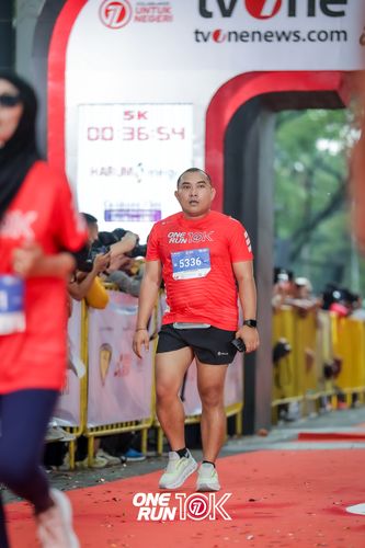 Race photo from ONE RUN 10K 2025