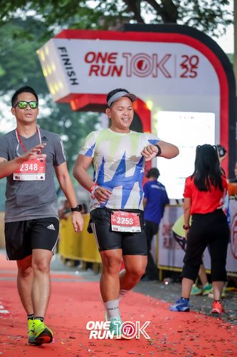 Race photo from ONE RUN 10K 2025
