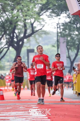 Race photo from ONE RUN 10K 2025