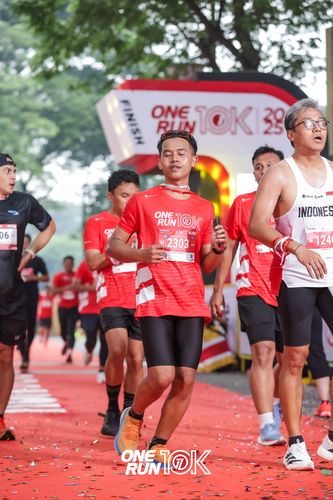 Race photo from ONE RUN 10K 2025