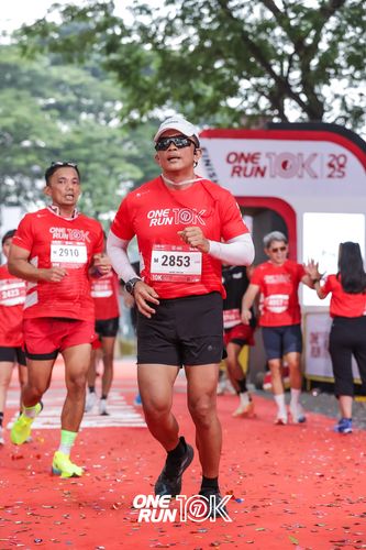 Race photo from ONE RUN 10K 2025