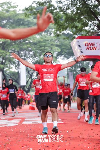 Race photo from ONE RUN 10K 2025