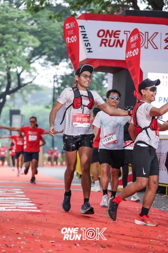 Race photo from ONE RUN 10K 2025