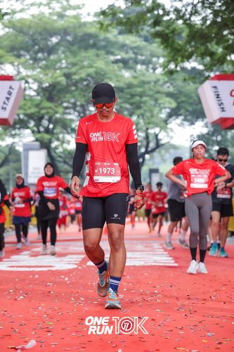Race photo from ONE RUN 10K 2025