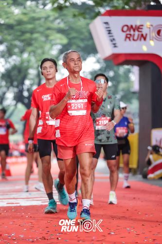 Race photo from ONE RUN 10K 2025