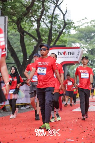 Race photo from ONE RUN 10K 2025