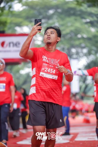 Race photo from ONE RUN 10K 2025