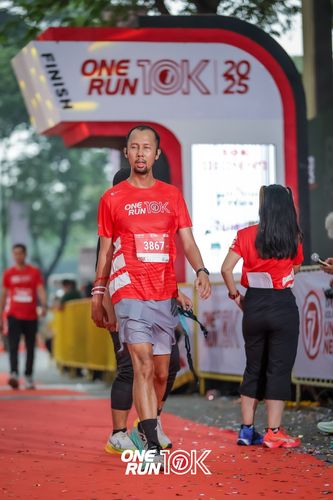 Race photo from ONE RUN 10K 2025
