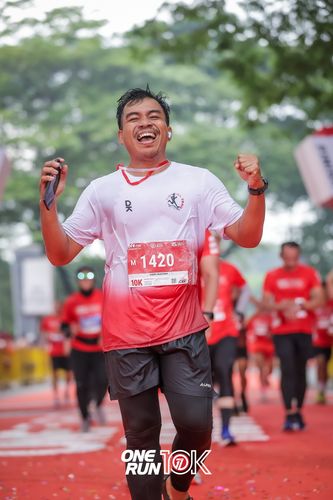 Race photo from ONE RUN 10K 2025