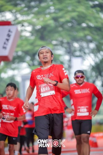 Race photo from ONE RUN 10K 2025
