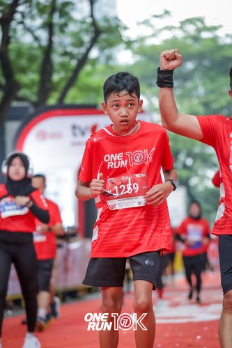 Race photo from ONE RUN 10K 2025