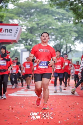 Race photo from ONE RUN 10K 2025