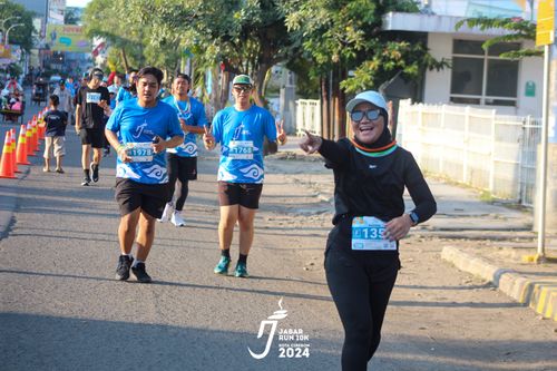 Race photo from Jabar Run 10K 2024