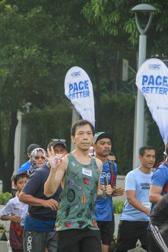 Race photo from NU SKIN RUNNING CLUB