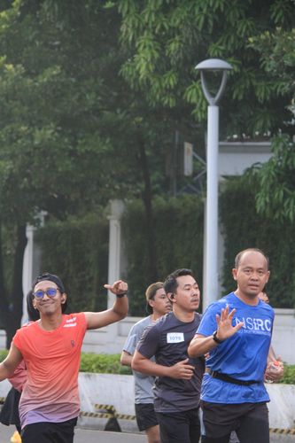 Race photo from NU SKIN RUNNING CLUB