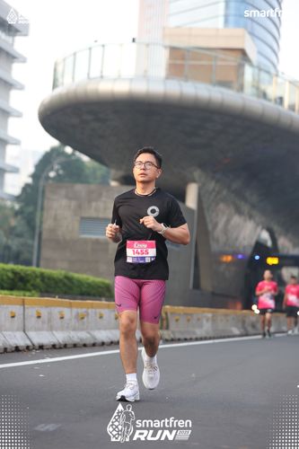 Race photo from Smartfren Run 2025 
