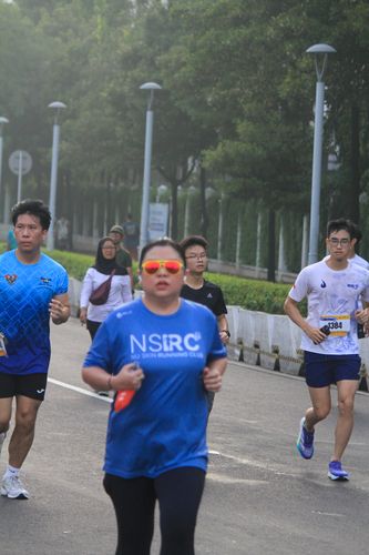 Race photo from NU SKIN RUNNING CLUB
