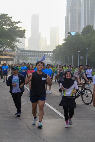 Race photo from NU SKIN RUNNING CLUB